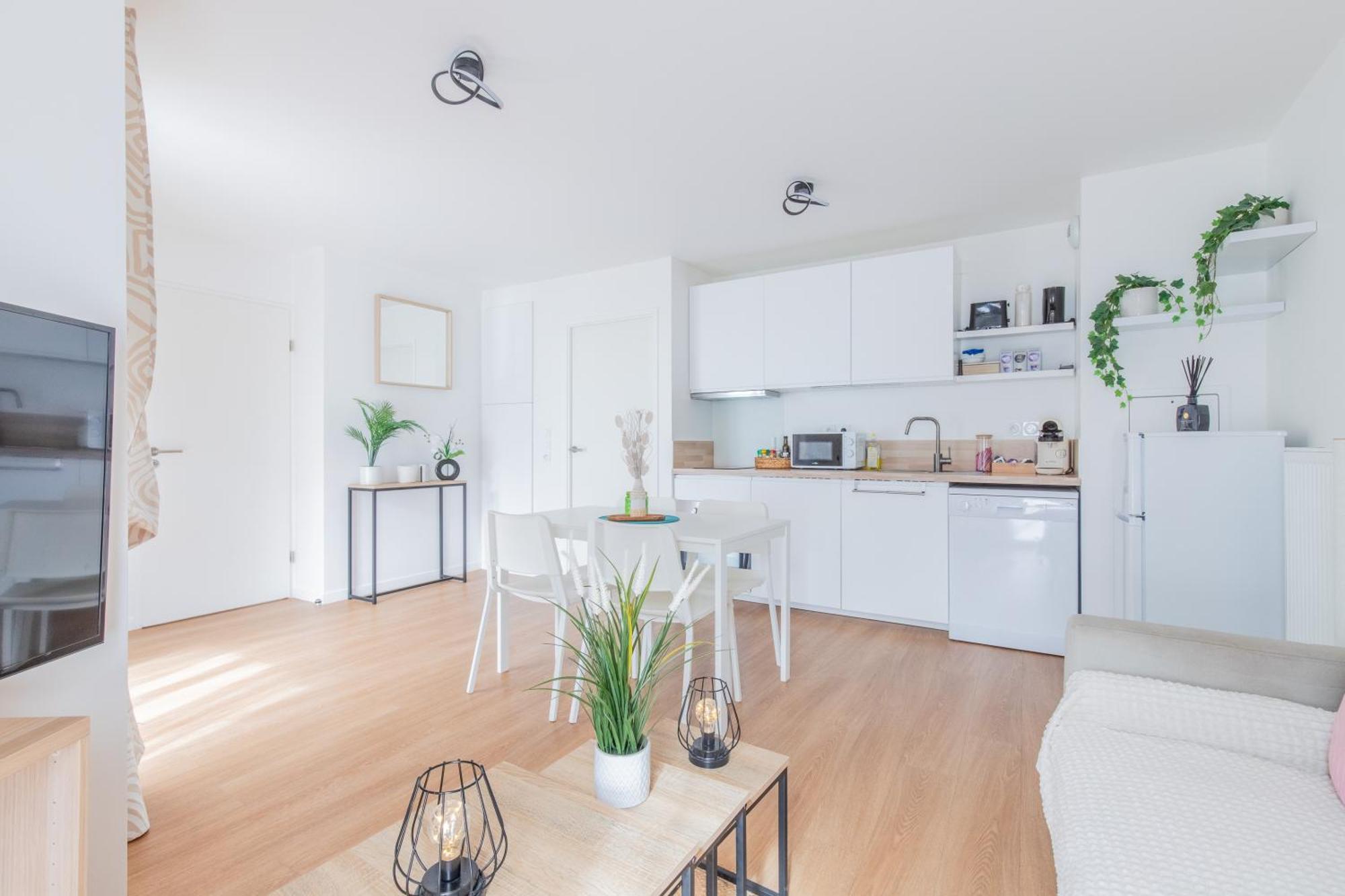 Bel Gare Wifi Apartment Corbeil-Essonnes